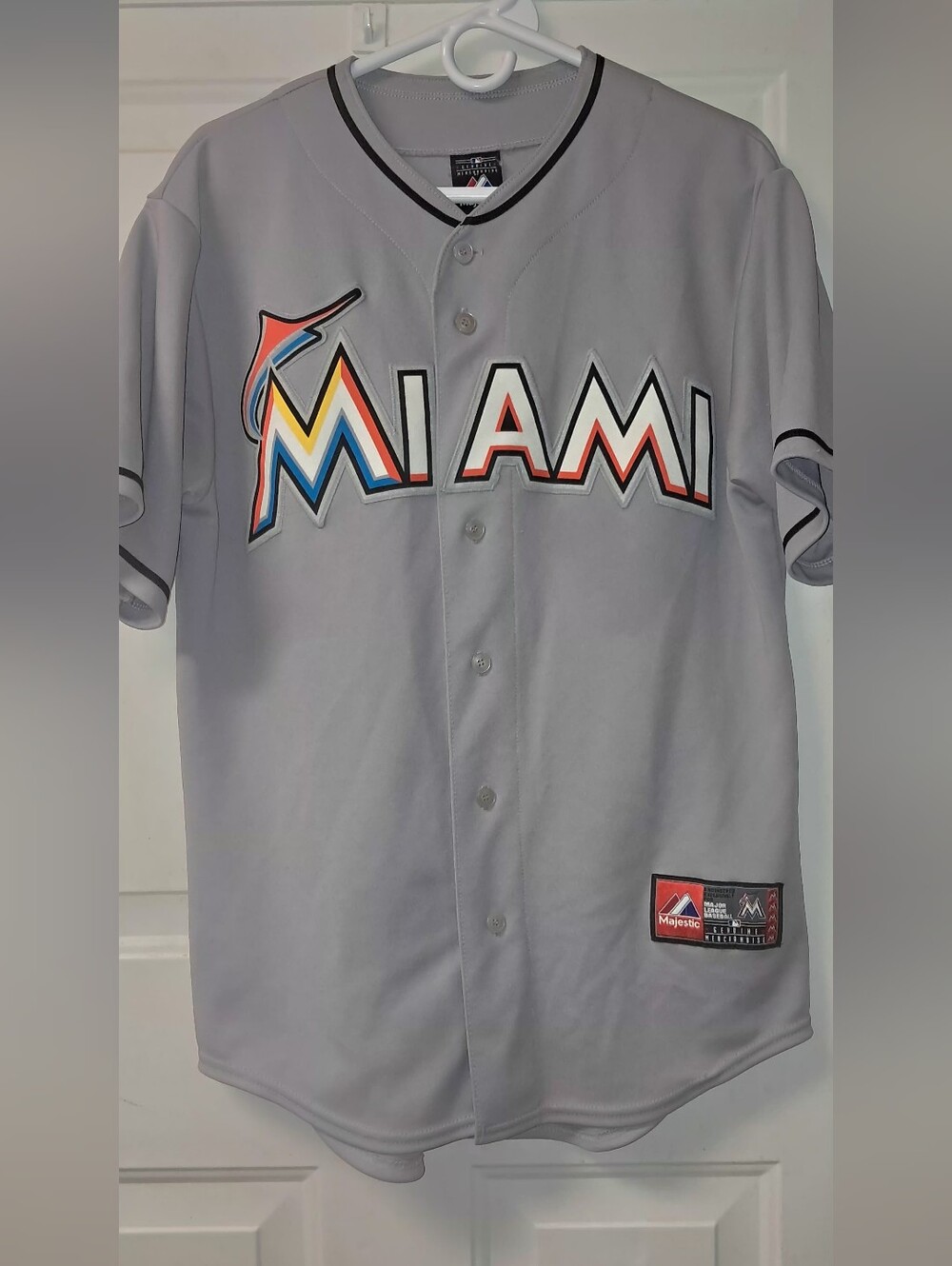 Majestic Miami Marlins Men,s Med Away Full Button Baseball Jersey. 2012